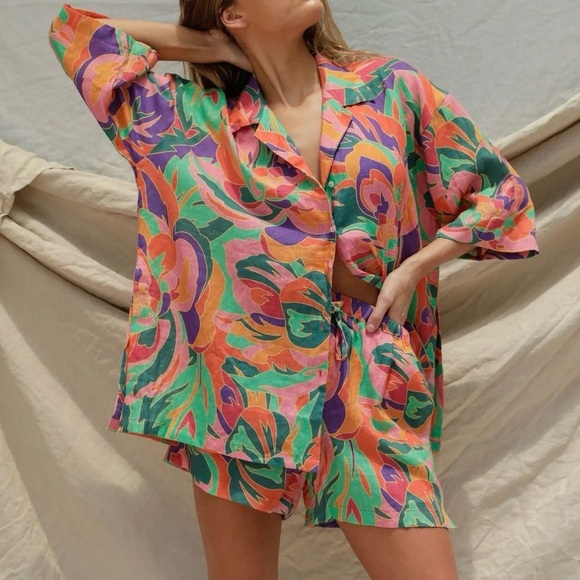 Stone Fox Swim - Stained Glass Zenni Button Down Short Sleeve Shirt - Picture 2 of 3